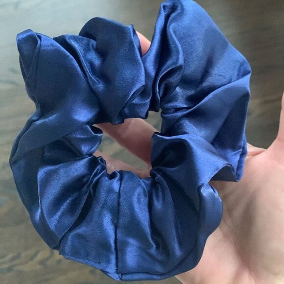 Set of 3 Oversized Scrunchies - Black, Pink & Blue in Silky Satin - Picture 7 of 9